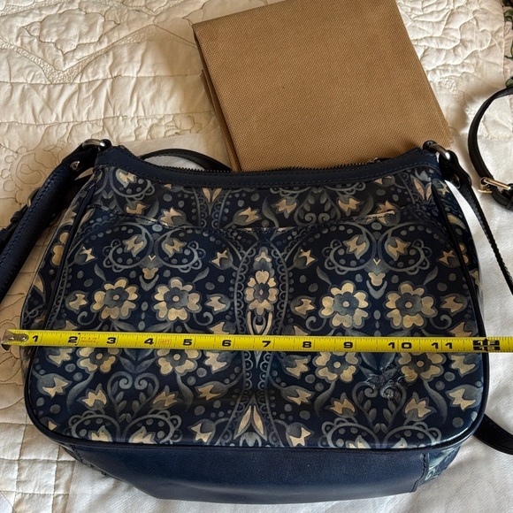 Patricia Nash Braydon Hobo Folklore Blue NWOT - Picture 5 of 7